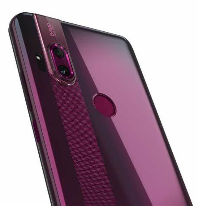 Motorola One Hyper back view