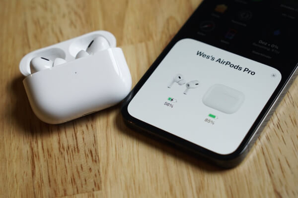 AirPods in Pairing Mode