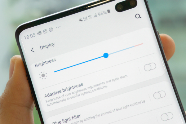 Reduce Screen Brightness - Tip to Prevent Overheating of Android Phone