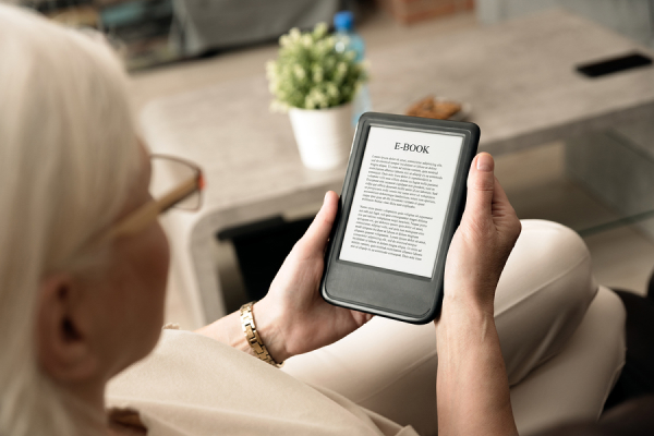 Alternative E-Book Reader - Uses for an Old Smartphone